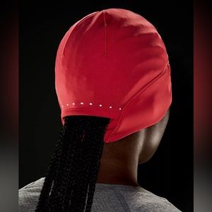 Women's Run for It All Beanie NWT Has a rabbit hole to release your ponytail